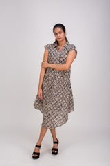 586-137 "New York" Women's Samosa Dress